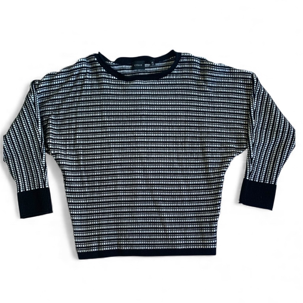 Cyrus Black and White Patterned Monochromatic Knit Women’s Dolman Sweater M